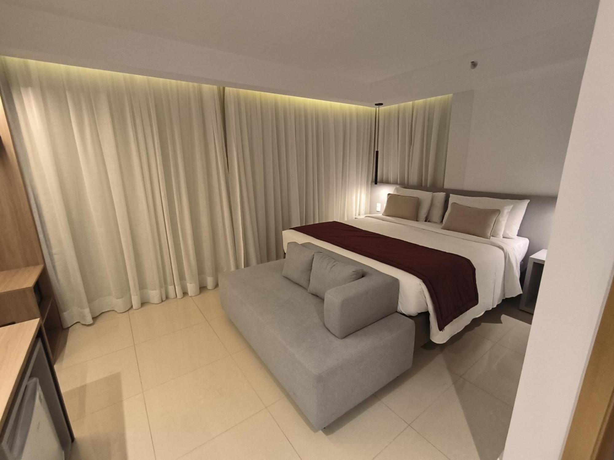 Hotel Raridade!! Flat Particular De Alto Padrao Em Novissimo - Cama King Size E Cama De Solteiro - Limpeza Diaria Gratuita - Otimo Preco - Excelente Atendimento - Localizacao De - Dentro Do Ramada Alvorada 4*