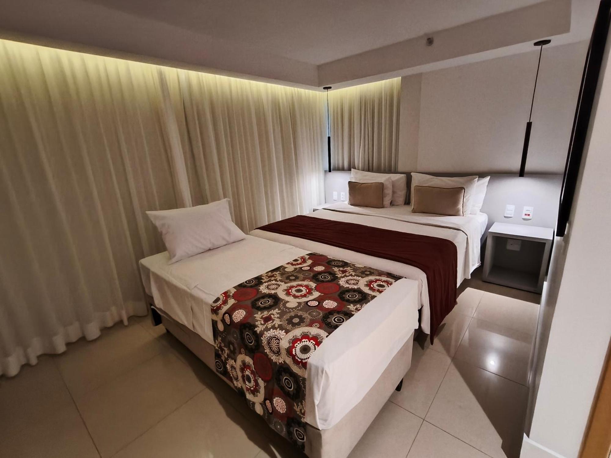 Raridade!! Flat Particular De Alto Padrao Em Novissimo - Cama King Size E Cama De Solteiro - Limpeza Diaria Gratuita - Otimo Preco - Excelente Atendimento - Localizacao De - Dentro Do Ramada Alvorada Hotel 4*