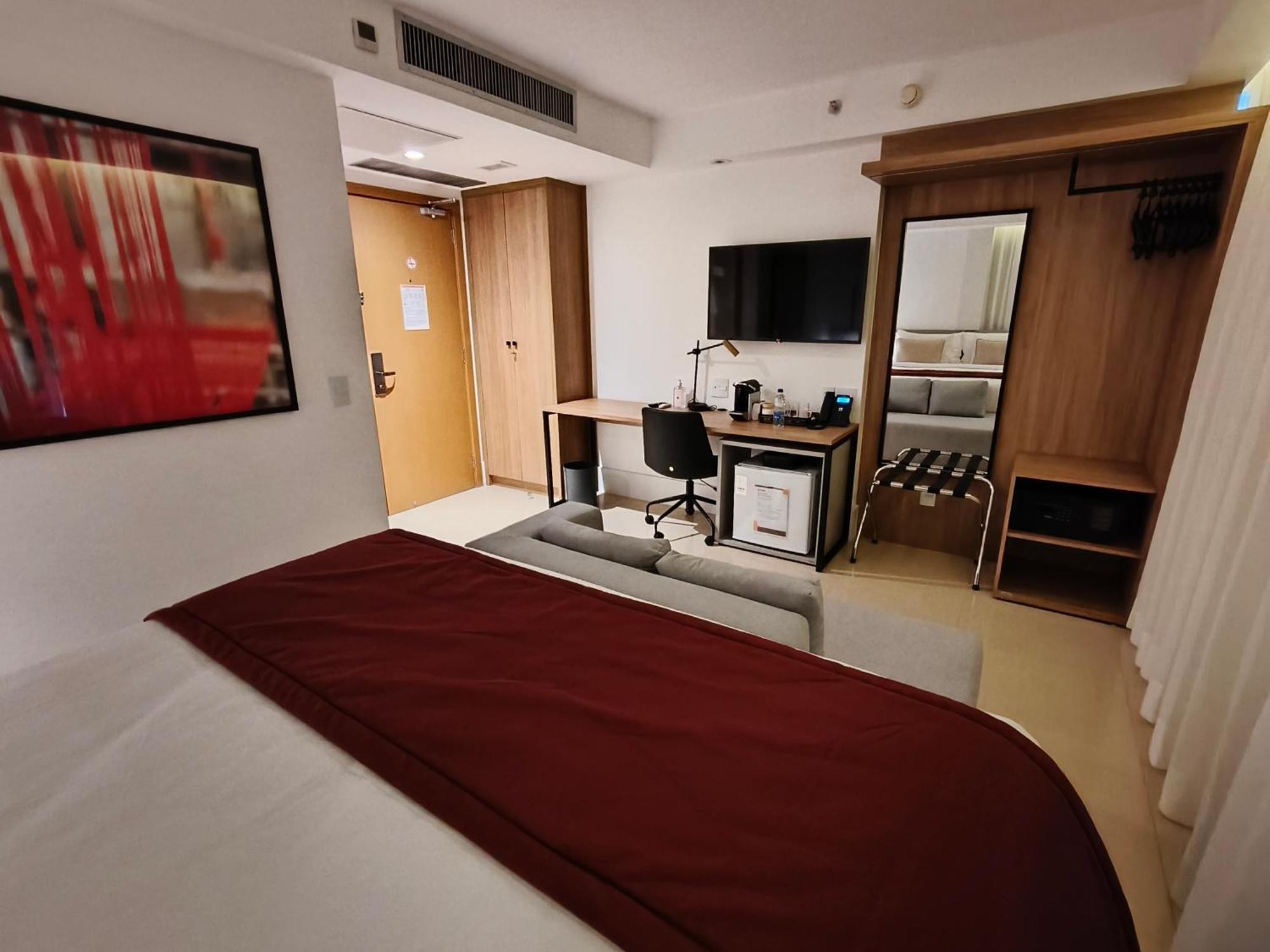 Hotel Raridade!! Flat Particular De Alto Padrao Em Novissimo - Cama King Size E Cama De Solteiro - Limpeza Diaria Gratuita - Otimo Preco - Excelente Atendimento - Localizacao De - Dentro Do Ramada Alvorada 4*