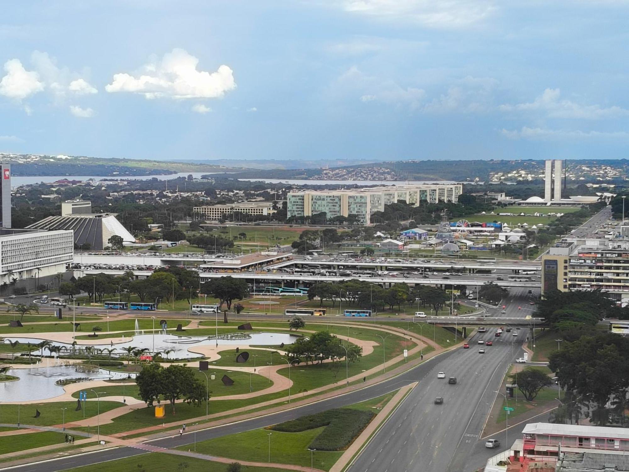 Raridade!! Flat Particular De Alto Padrao Em Novissimo - Cama King Size E Cama De Solteiro - Limpeza Diaria Gratuita - Otimo Preco - Excelente Atendimento - Localizacao De - Dentro Do Ramada Alvorada Hotel 4*