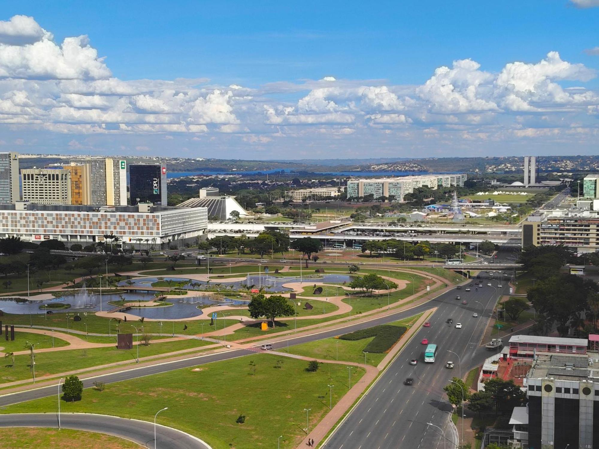 Hotel Raridade!! Flat Particular De Alto Padrao Em Novissimo - Cama King Size E Cama De Solteiro - Limpeza Diaria Gratuita - Otimo Preco - Excelente Atendimento - Localizacao De - Dentro Do Ramada Alvorada Brasília