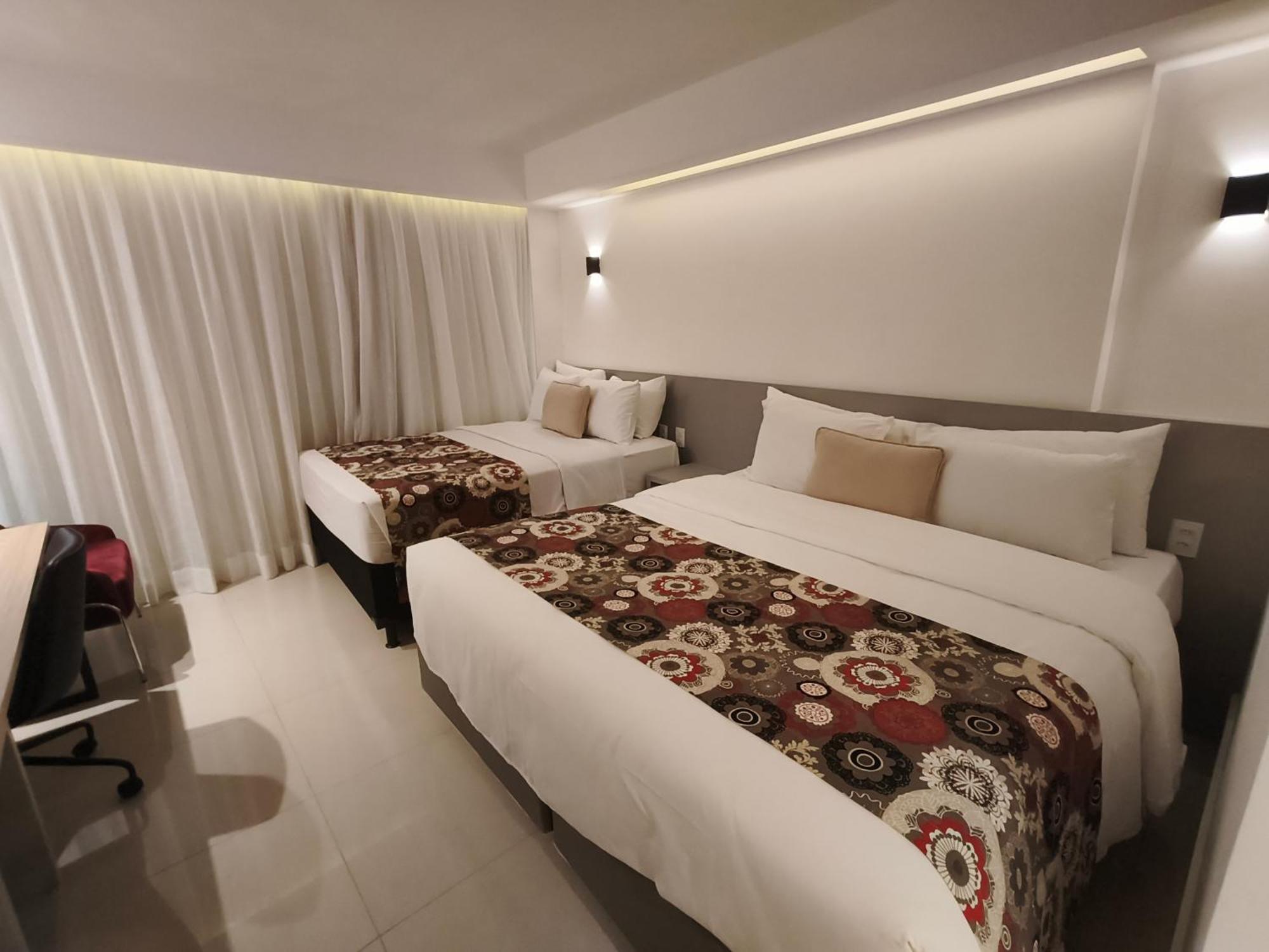 Raridade!! Flat Particular De Alto Padrao Em Novissimo - Cama King Size E Cama De Solteiro - Limpeza Diaria Gratuita - Otimo Preco - Excelente Atendimento - Localizacao De - Dentro Do Ramada Alvorada Hotel 4*